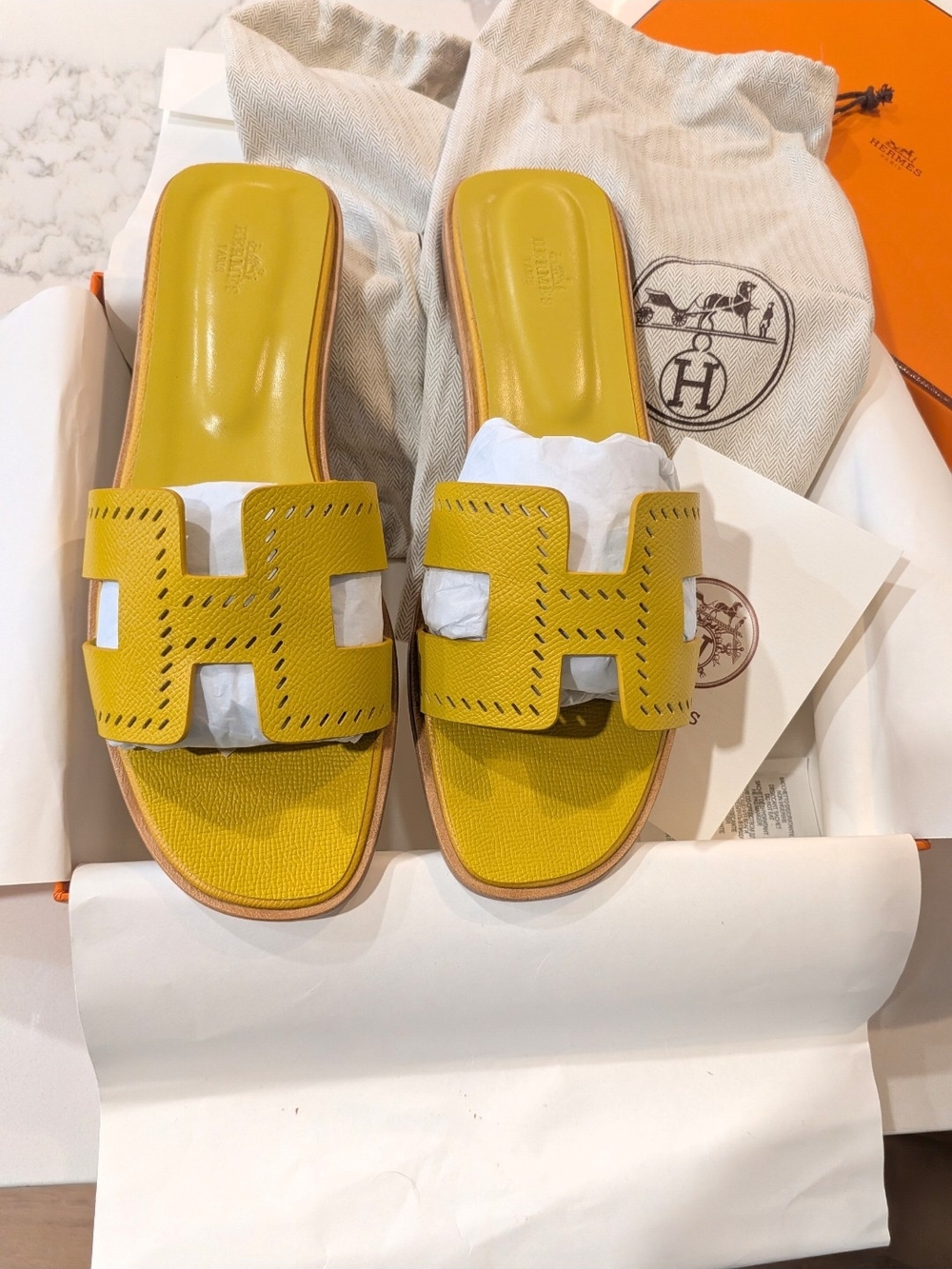 💛 H-cut Yellow real Leather Slide Sandals